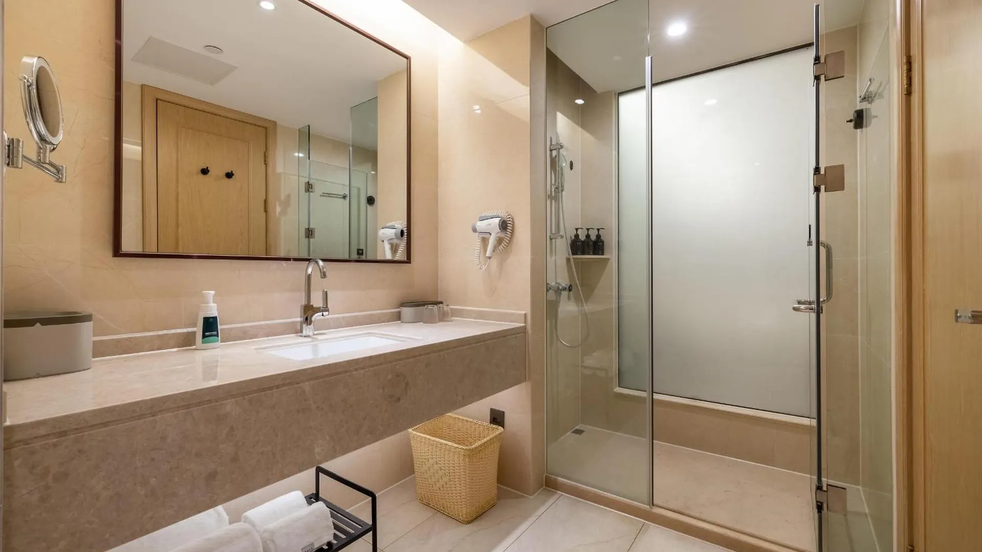 Atour X Hotel Shenzhen Baoan Airport Aviation City
