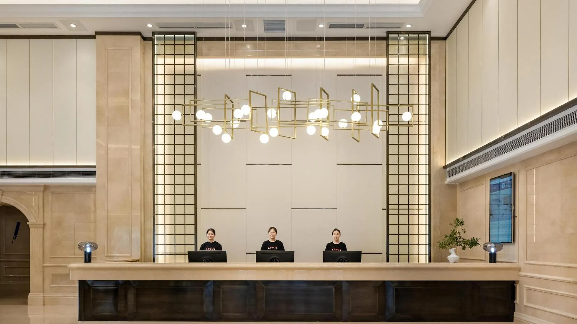 Atour X Hotel Shenzhen Baoan Airport Aviation City