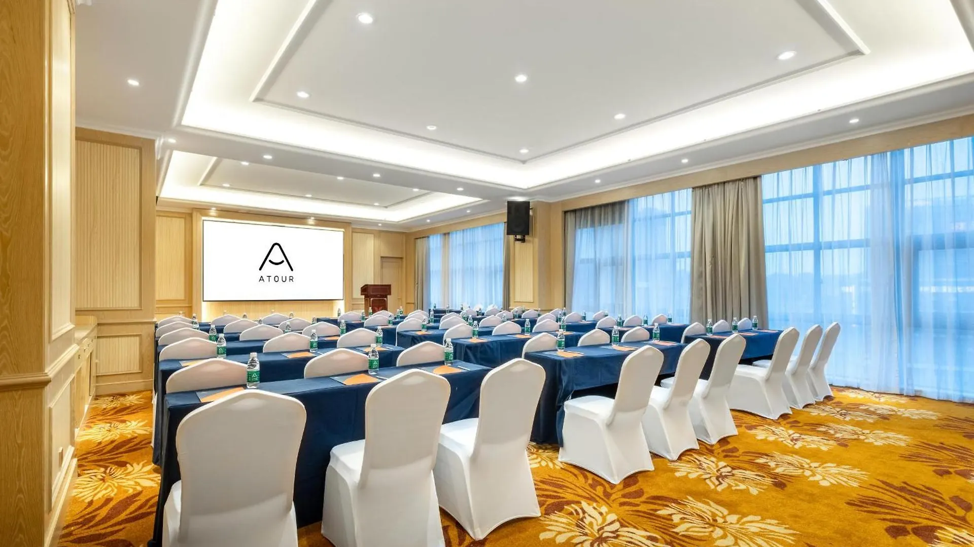 Atour X Hotel Shenzhen Baoan Airport Aviation City China